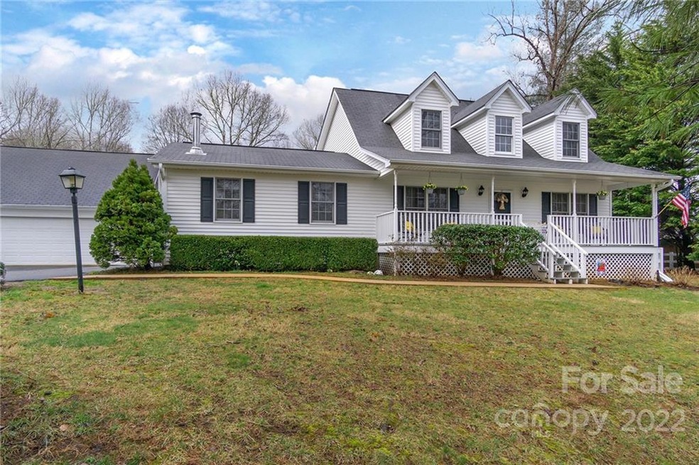 47 Sherry Ln unit 5, Leicester, NC 28748 - photo 1