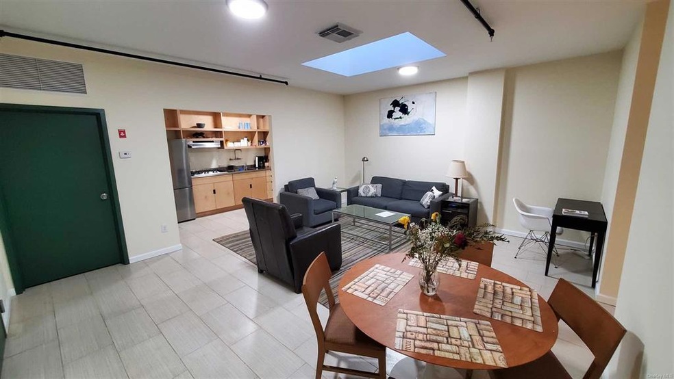 370 Main St unit 1, Poughkeepsie, NY 12601 - photo 1