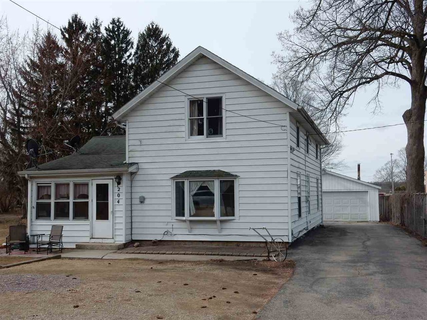 204 Railroad St, Brooklyn, WI 53521 - photo 1
