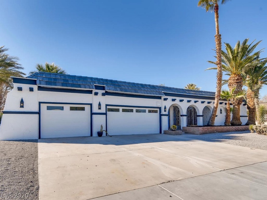 Beautiful, unique, trendy, vintage, upgraded ranch
