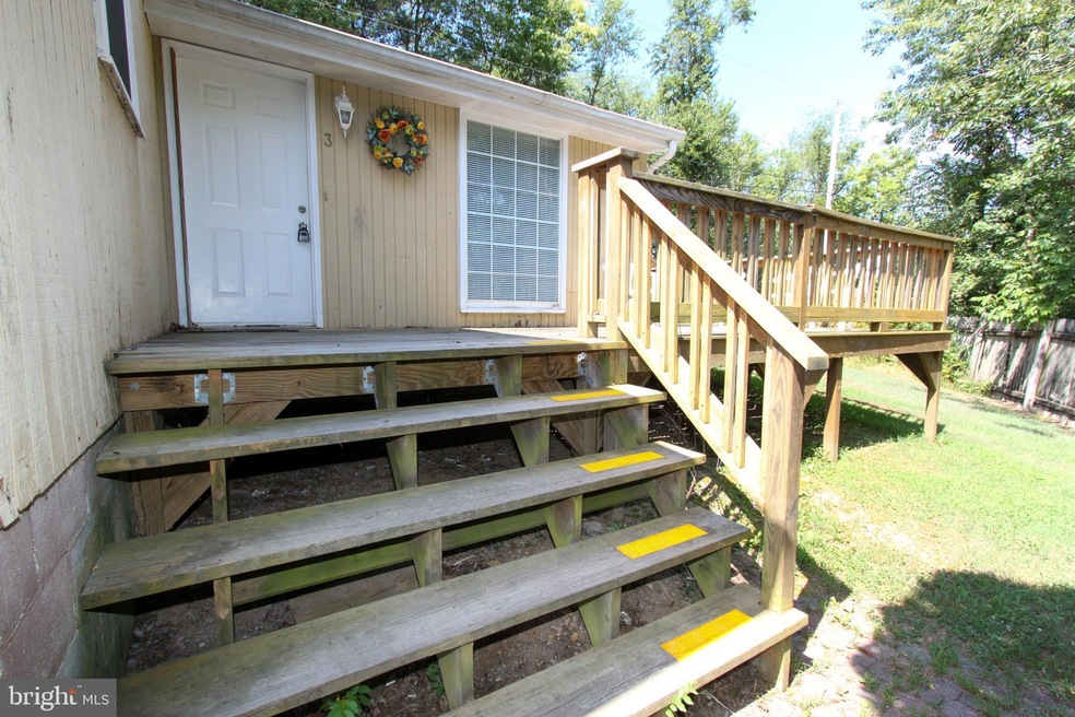 74 Furley Dr unit 3, Bunker Hill, WV 25413 - photo 1