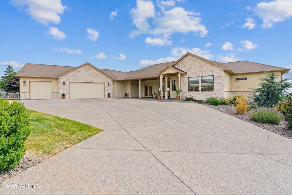6300 Horizon View Ln, Yakima, WA 98901 - photo 1