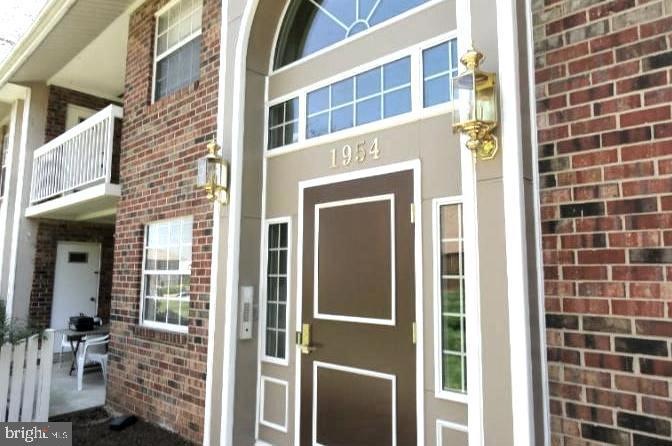 1954 Kennedy Dr unit 204, McLean, VA 22102 - photo 1