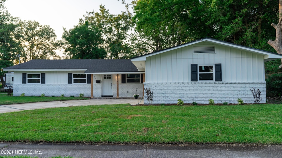 8703 Burkhall St, Jacksonville, FL 32211 - photo 1