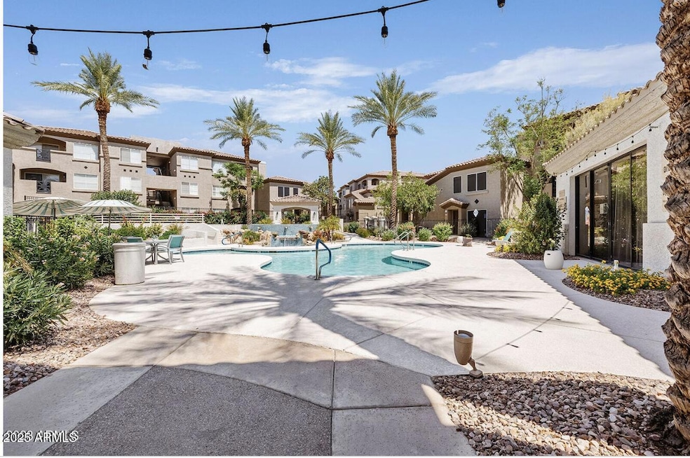 3236 E Chandler Blvd unit 1079, Phoenix, AZ 85048 - photo 1