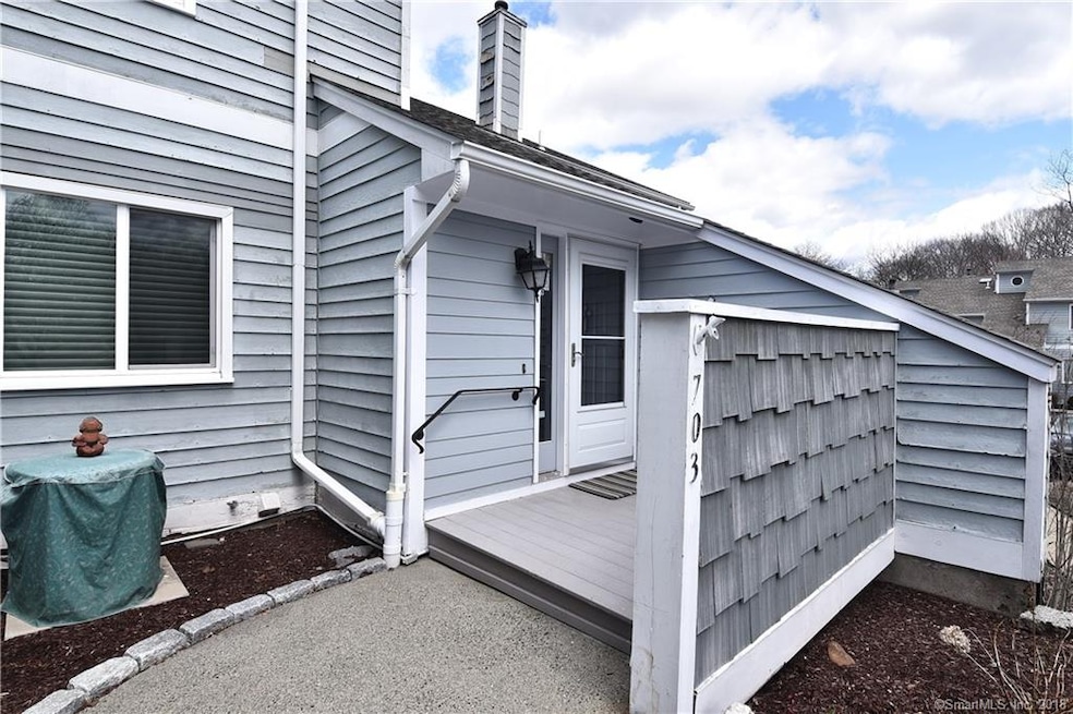 703 Golf Dr unit 703, East Haven, CT 06512 - photo 1