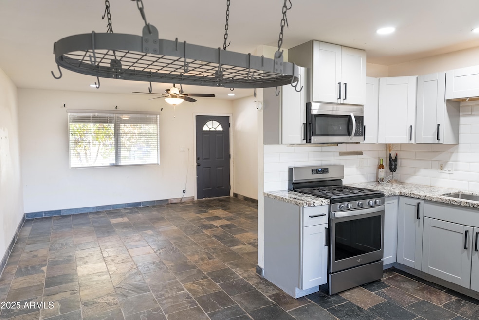 17620 N 16th Ave, Phoenix, AZ 85023 - photo 1