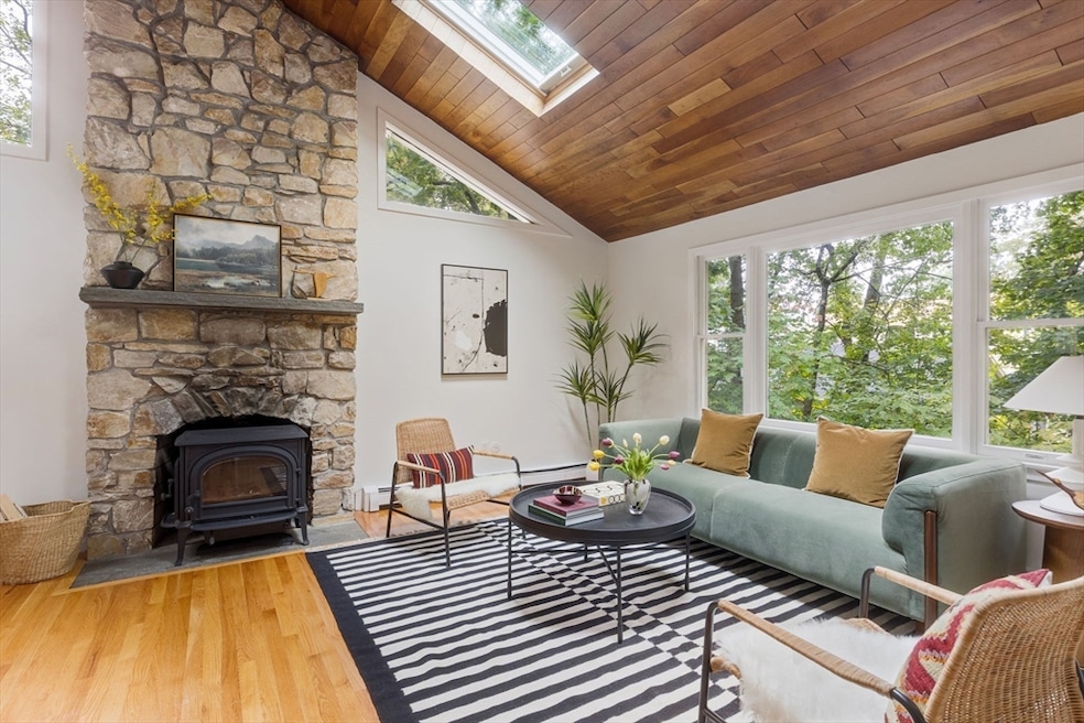 Sold $939,000 • Co-Listing Agent