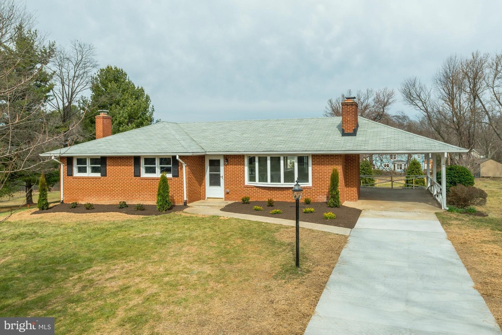 10614 Hunting Ln, Columbia, MD 21044 - photo 1