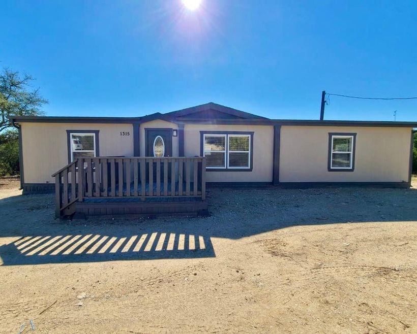 1315 Phoenix Ct, Granbury, TX 76048 - photo 1