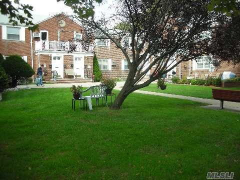 260-07 75th Ave unit B-1, Glen Oaks, NY 11004 - photo 1
