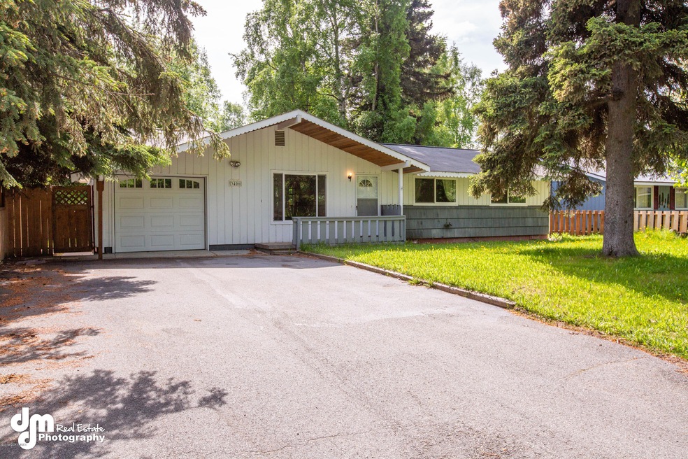 Exterior Front MS_77389-FULL
