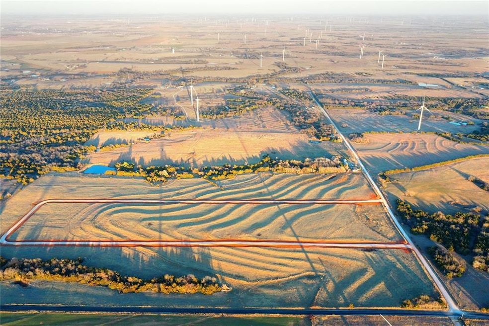 0 Heartland Cir unit 1165374, Minco, OK 73059 - photo 1