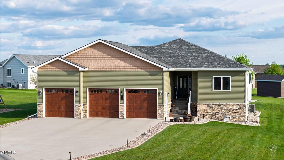 Pending $589,000