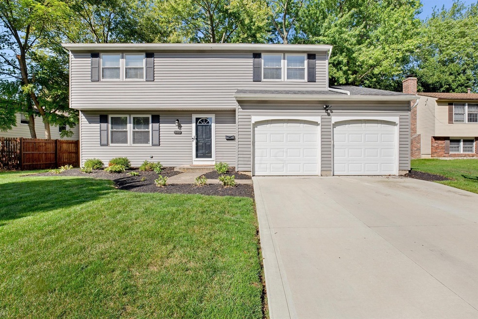 6413 Deer Ridge Ln, Columbus, OH 43229 - photo 1