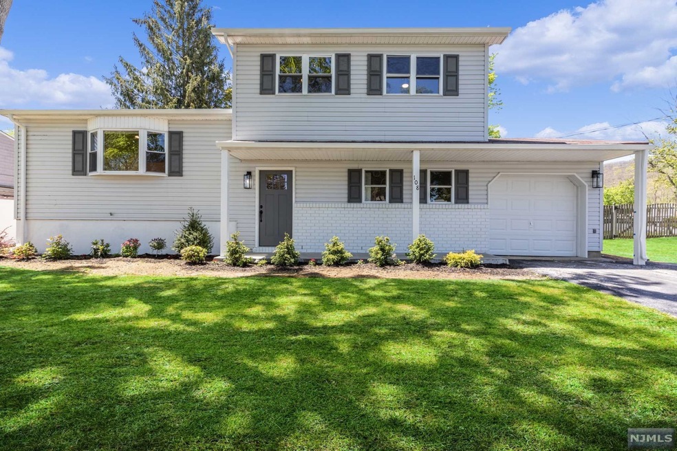 108 Pleasant View Rd, Hackettstown, NJ 07840 - photo 1