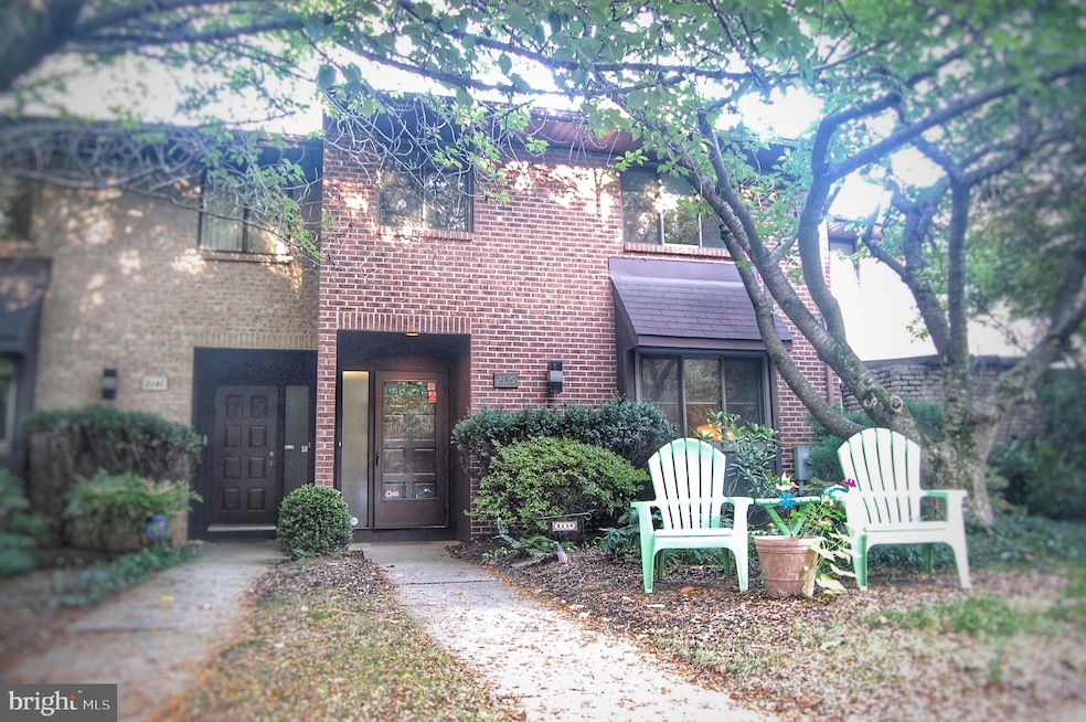 2139 Chapel Valley Ln, Lutherville Timonium, MD 21093 - photo 1