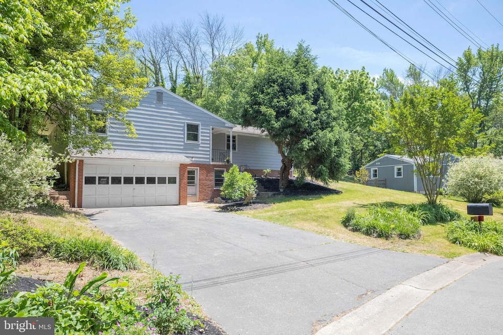 1511 Lower Greenbriar Rd, Wilmington, DE 19810 - photo 1