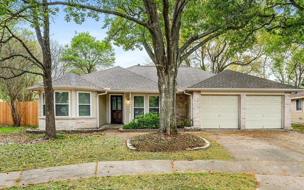 15703 Meadow Village Dr, Houston, TX 77095 - photo 1