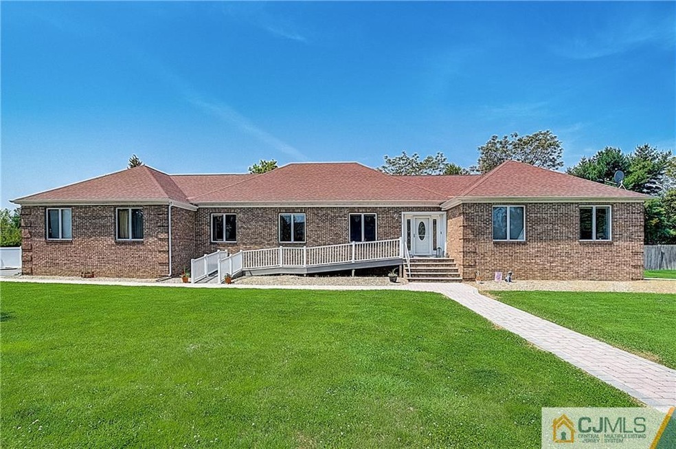 1 Walden Pond Way, Monmouth Junction, NJ 08852 - photo 1