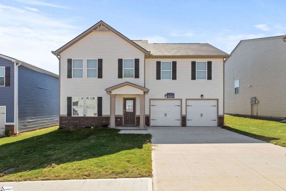 220 Green Pasture Rd, Fountain Inn, SC 29644 - photo 1