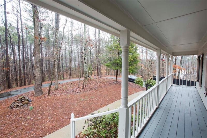 1230 Cox Rd, Roswell, GA 30075 - photo 1