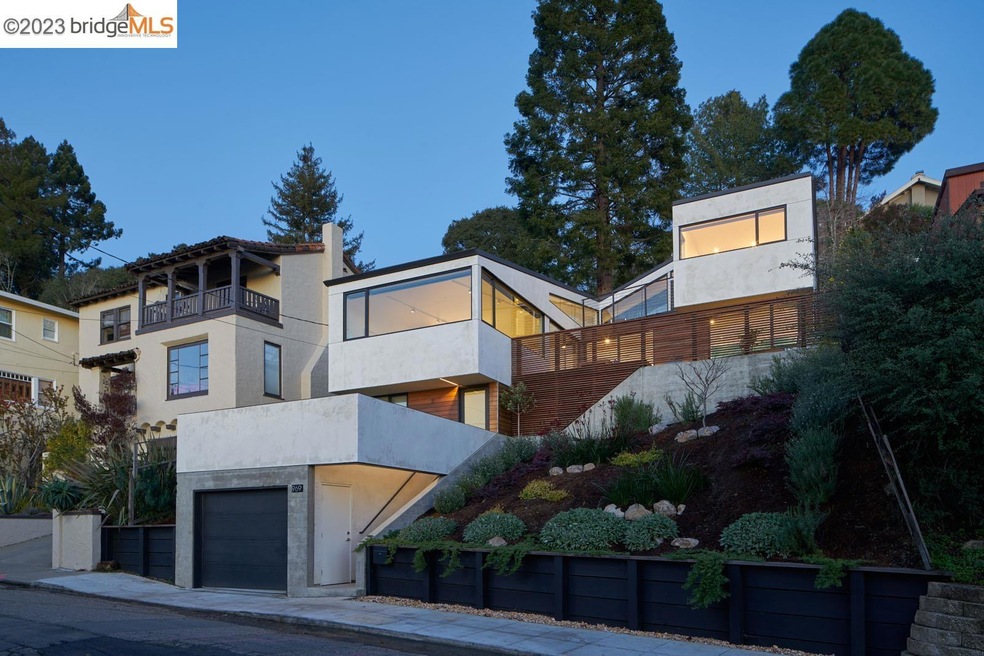 969 Cragmont Ave, Berkeley, CA 94708 - photo 1