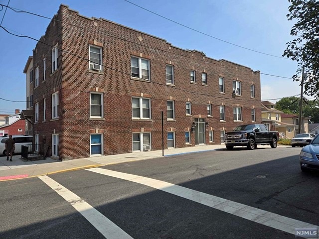 436 Anderson Ave unit 2, Cliffside Park, NJ 07010 - photo 1