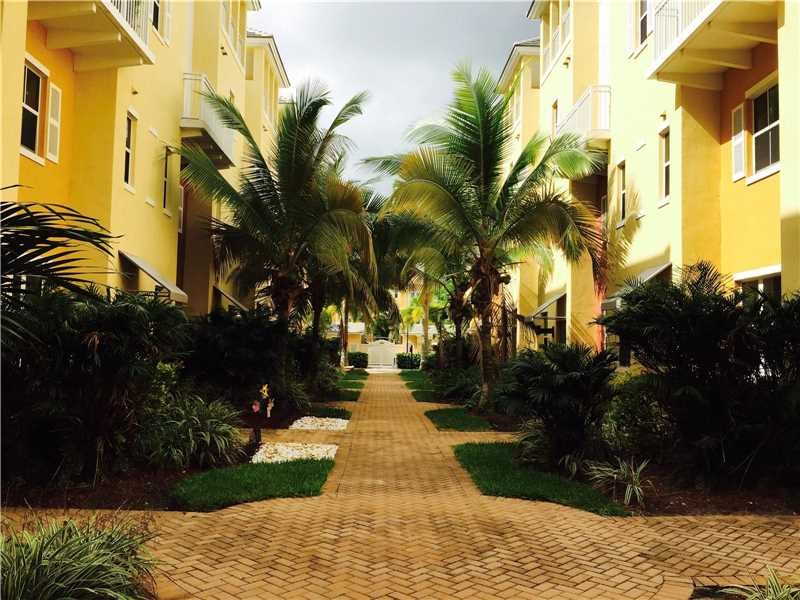 2306 Vintage Dr unit 2306, Lighthouse Point, FL 33064 - photo 1