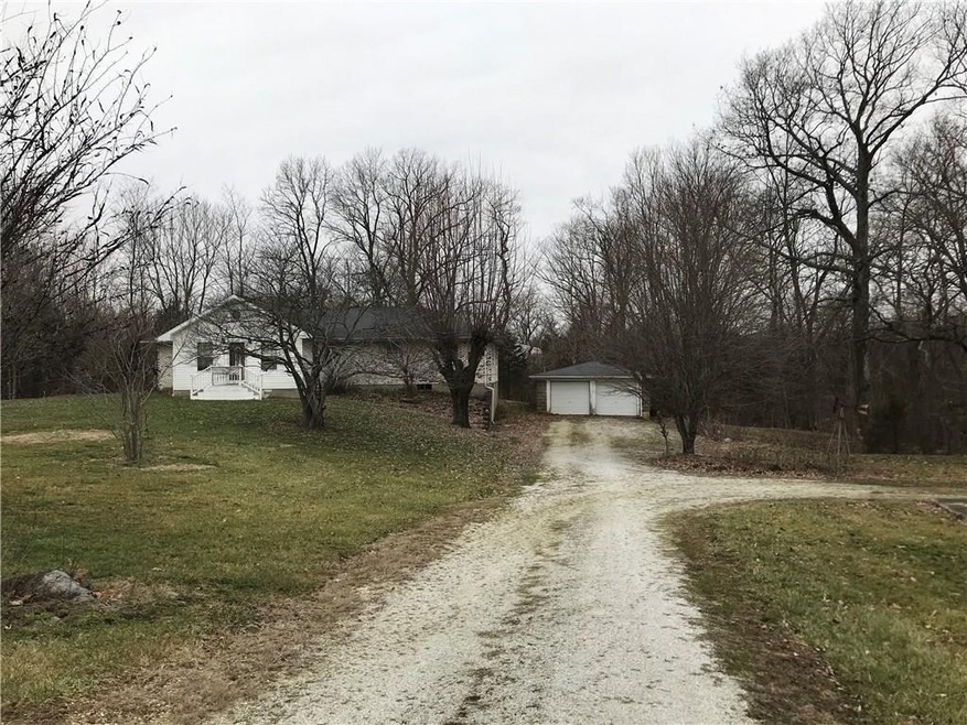 5193 S County Road 60 SW, Greensburg, IN 47240 - photo 1