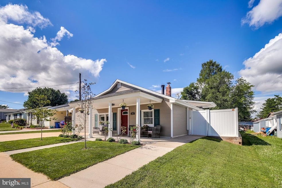 1016 Waite Ave, Sykesville, MD 21784 - photo 1