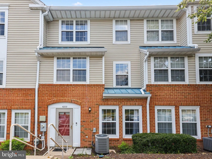 6223 Sandpiper Ct, Elkridge, MD 21075 - photo 1