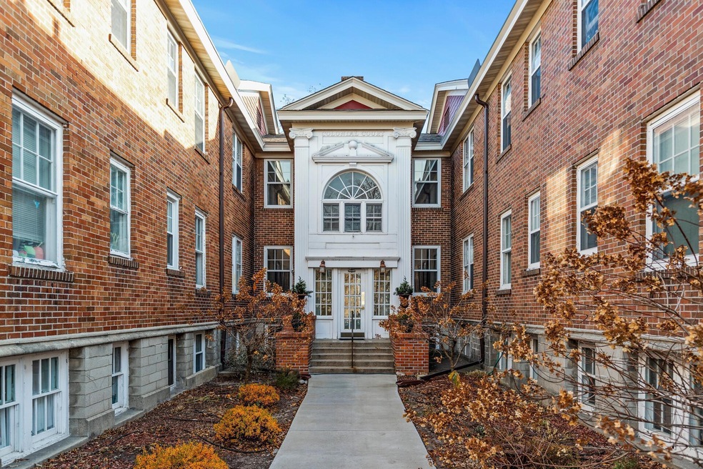 3909 Aldrich Ave S unit 3, Minneapolis, MN 55409 - photo 1