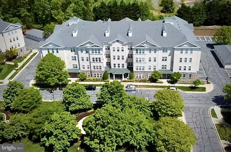 Lakeland Ridge Condominiums unit 104, Gaithersburg, MD 20878 - photo 1