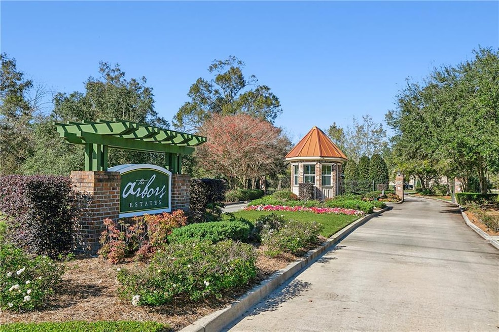 20 Arbor Cir, New Orleans, LA 70131 - photo 1