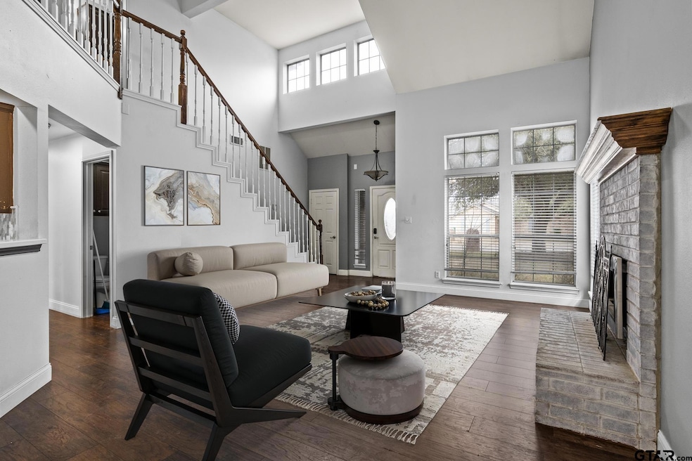 For Sale $289,000