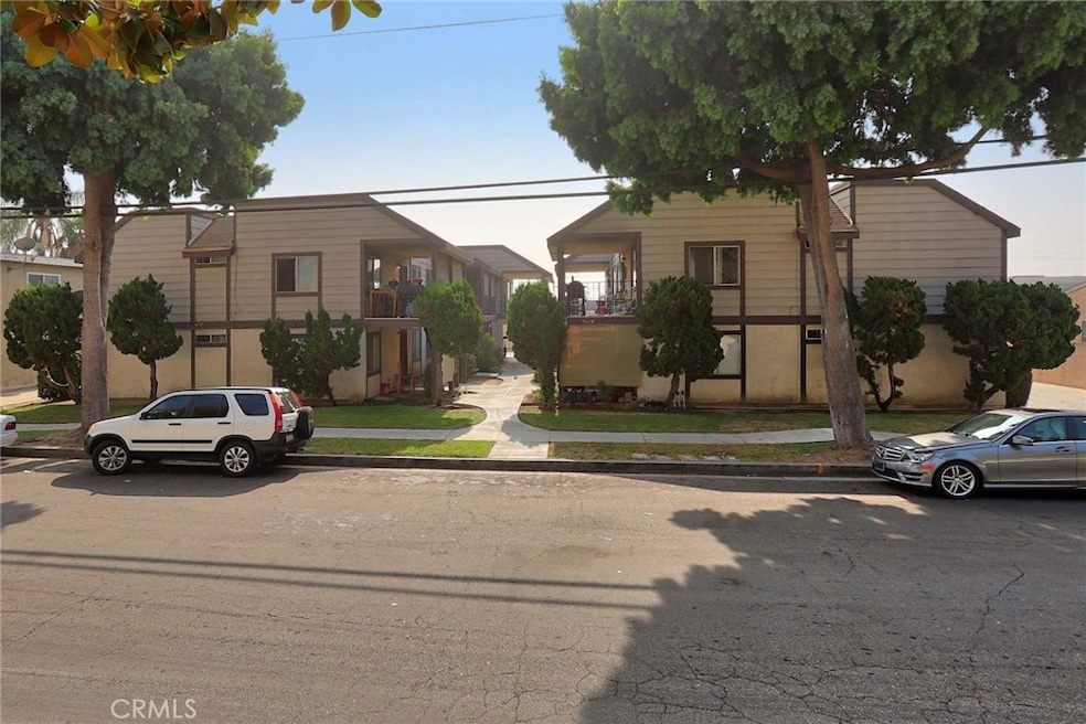 9628 Beverly St, Bellflower, CA 90706 - photo 1