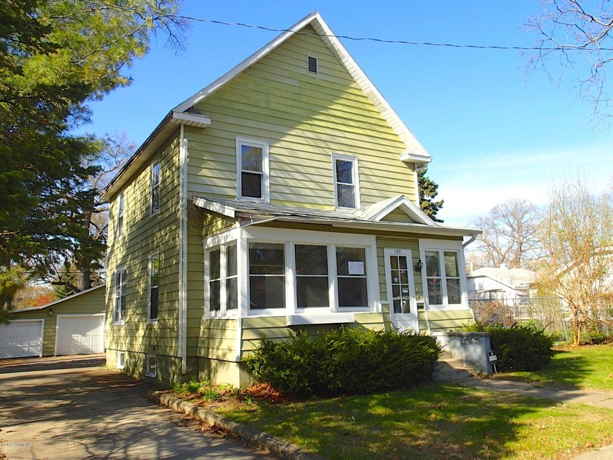 1521_HickorySt_01
