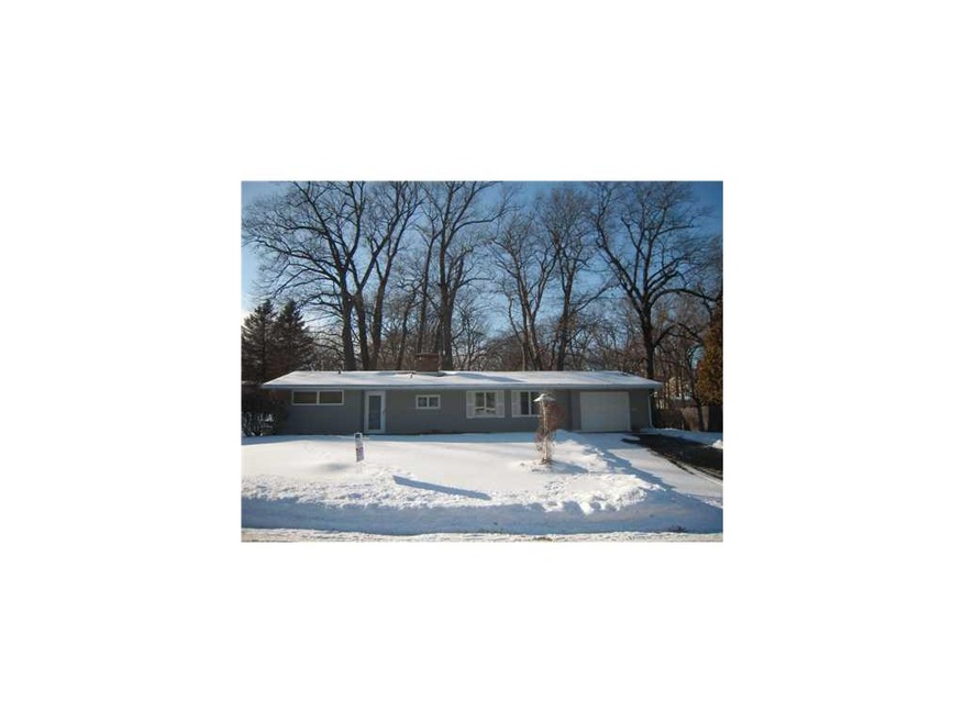 Front Exterior. Large and very nice ranch home wit