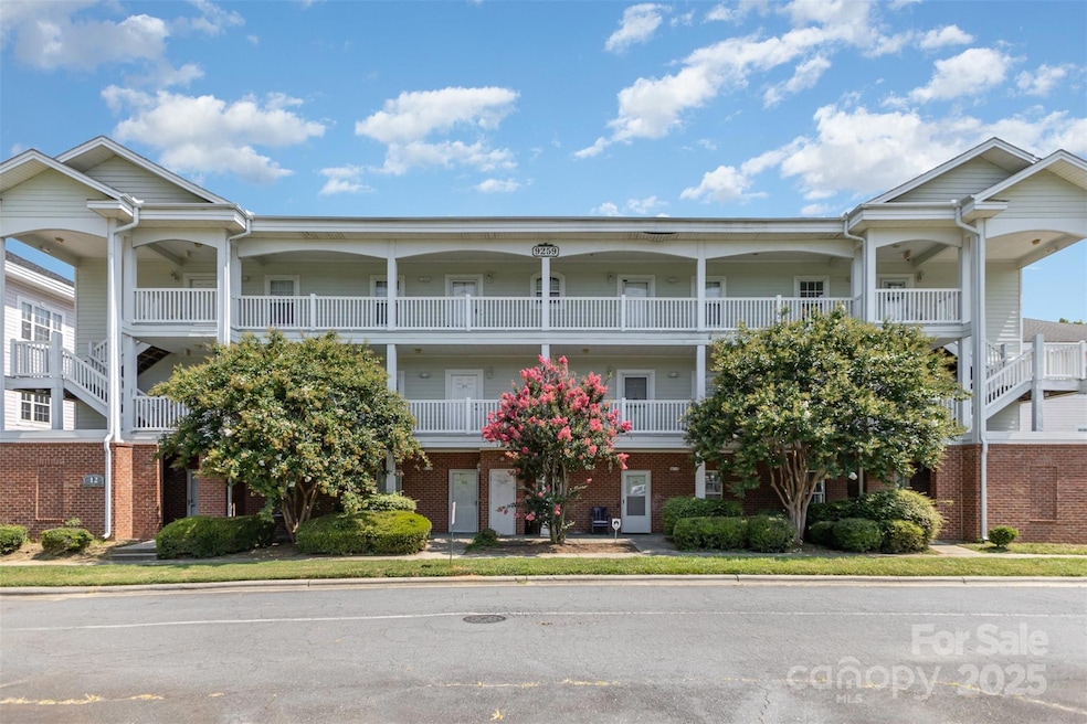 For Sale $212,000 • Co-Listing Agent