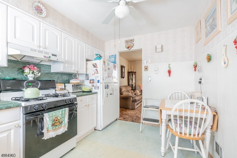 3 Healy Place, Carteret, NJ 07008 - photo 1