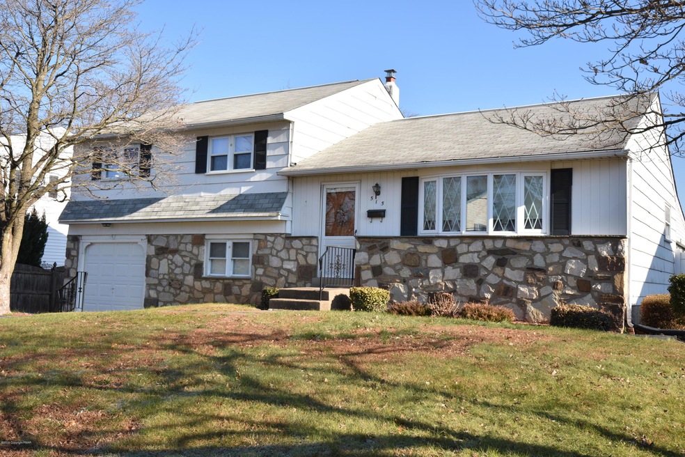 515 Fisher Ln, Warminster, PA 18974 - photo 1