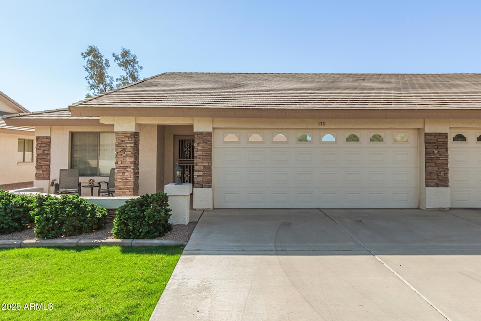 11250 E Kilarea Ave unit 214, Mesa, AZ 85209 - photo 1