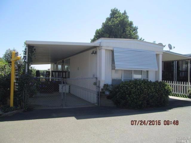 Clean home for weekend fun or retirement.  Covered