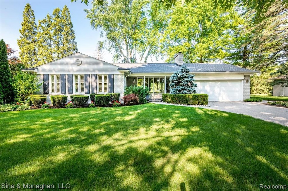Incredible curb appeal!