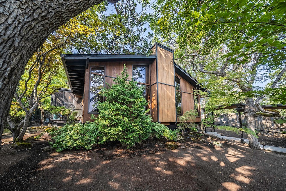 Contemporary Single Level Home