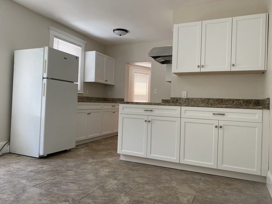 85-85A Sheridan St unit 1, Lynn, MA 01902 - photo 1