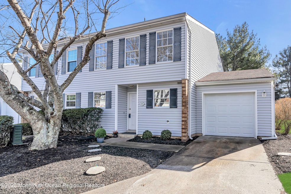 23 Apple Dr, Spring Lake, NJ 07762 - photo 1