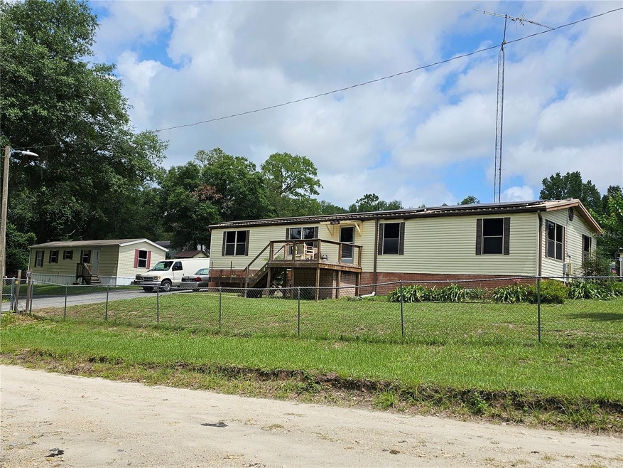 10317 & 10325 SE 128th St, Belleview, FL 34420 | MLS# MFROM659671 ...