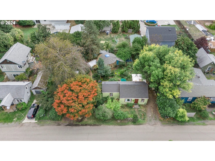 116 Crocker Ln, Eugene, OR 97404 - photo 1